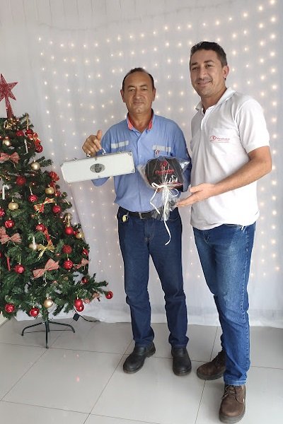Clientes e Amigos