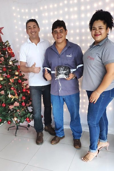 Clientes e Amigos