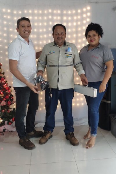 Clientes e Amigos