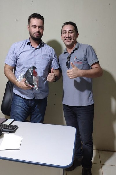 Clientes e Amigos